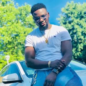 Meet your Posher, Nana